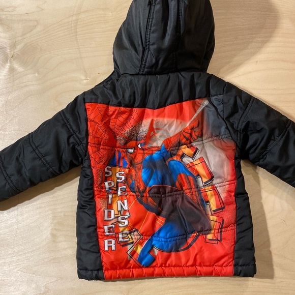 Marvel Spider Man Puffer Style Jacket 3T (IB) - Picture 10 of 13